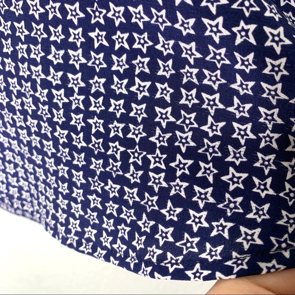 Joie silk blue/white v neck blouse size L - Picture 5 of 7